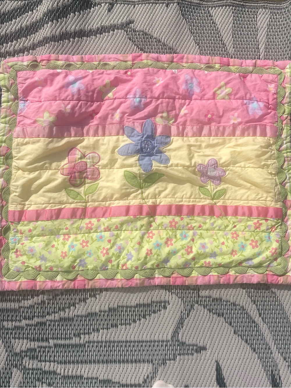 Do Your Room DYR Cottage Flowers Pillow Sham Pink Green Yellow Appliqué